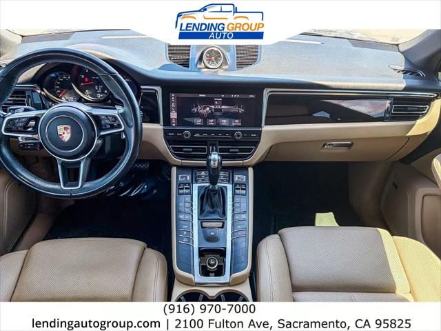 2020 Porsche Macan Macan