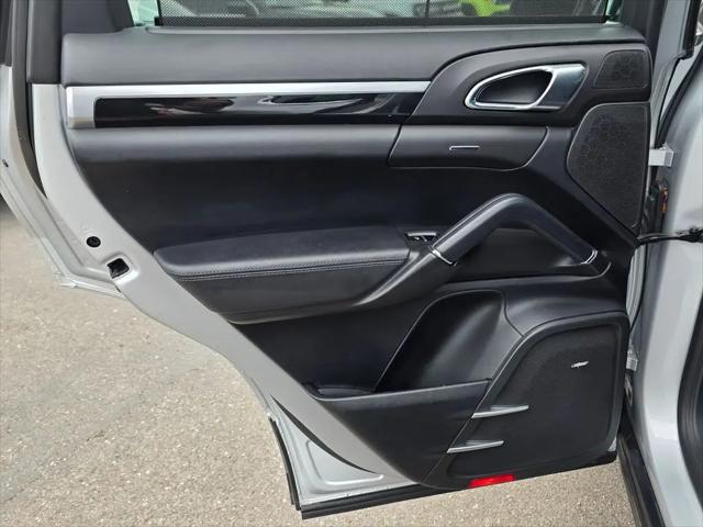 2013 Porsche Cayenne S