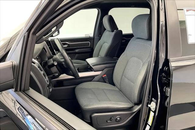2022 Ram 1500 Big Horn Crew Cab 4x4 5'7" Box