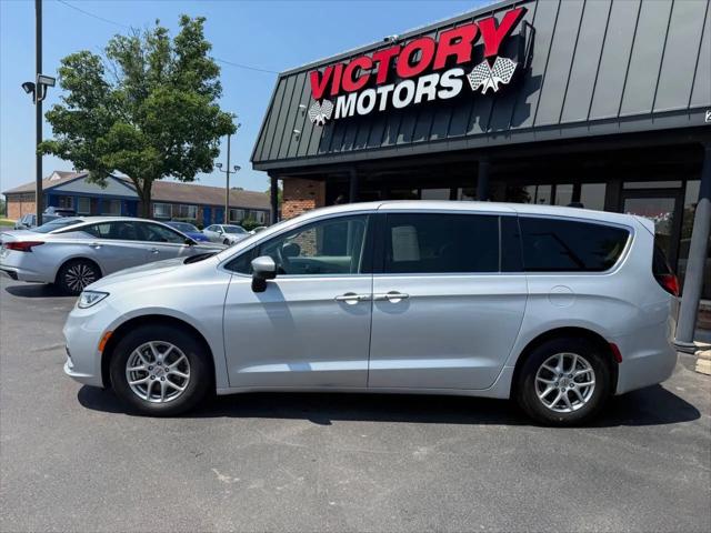 2023 Chrysler Pacifica Touring L