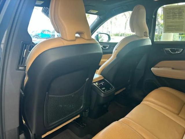 2021 Volvo XC60 T5 Inscription