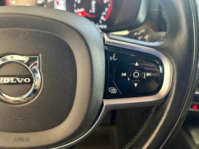 2021 Volvo XC60 T5 Inscription