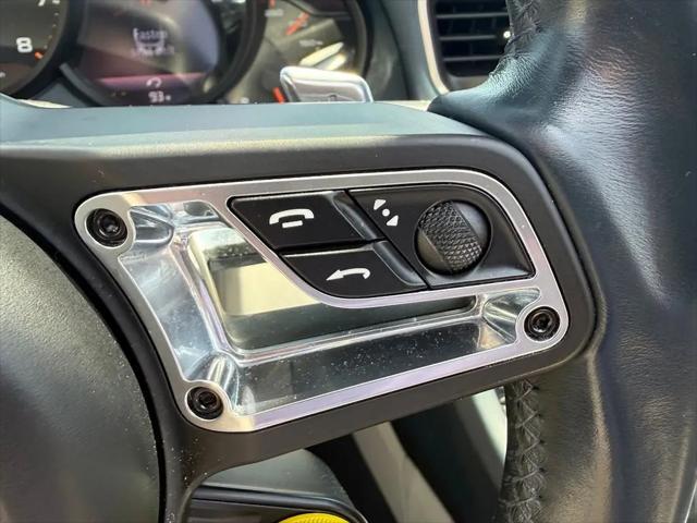 2019 Porsche 911 Carrera