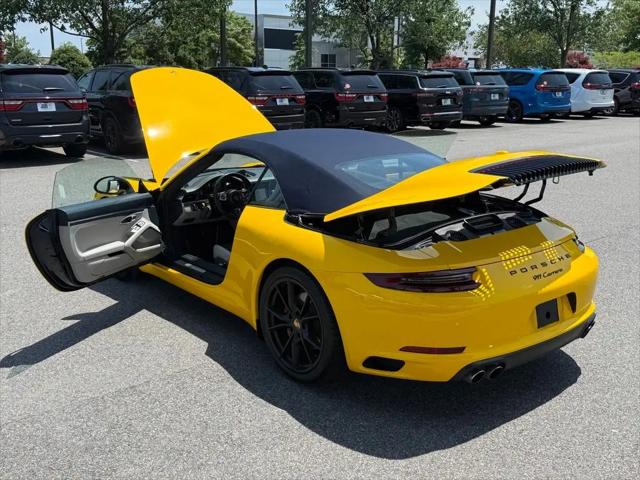 2019 Porsche 911 Carrera