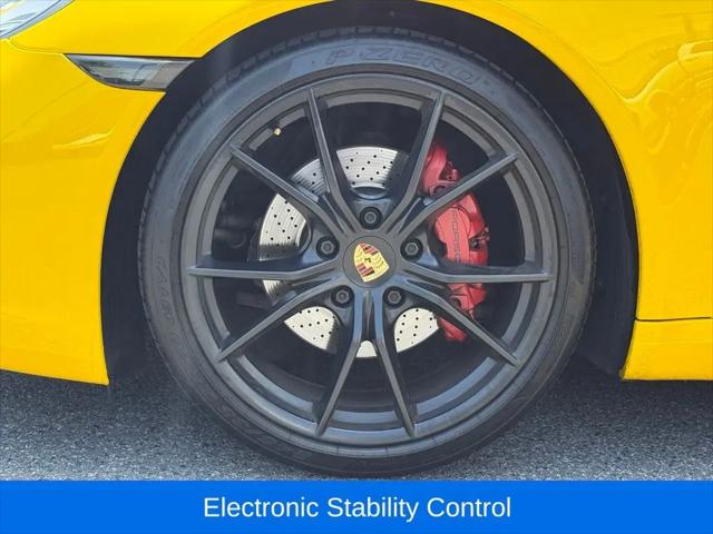 2019 Porsche 911 Carrera