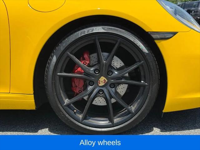 2019 Porsche 911 Carrera