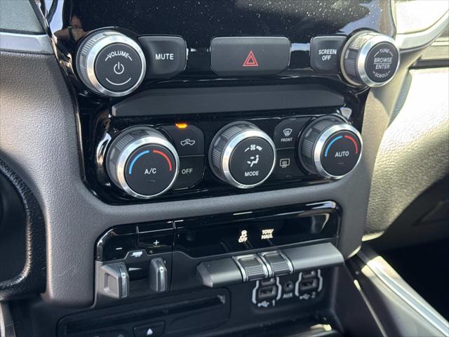 2019 Ram 1500 Big Horn/Lone Star Crew Cab 4x2 57 Box
