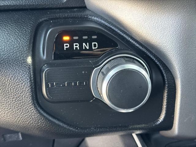 2019 Ram 1500 Big Horn/Lone Star Crew Cab 4x2 57 Box