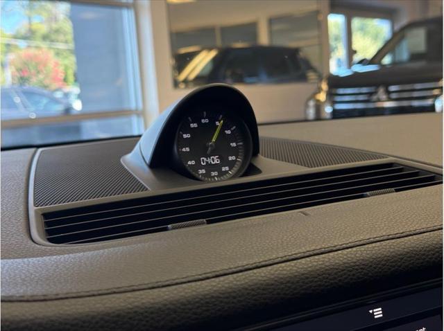 2018 Porsche Panamera E-Hybrid 4