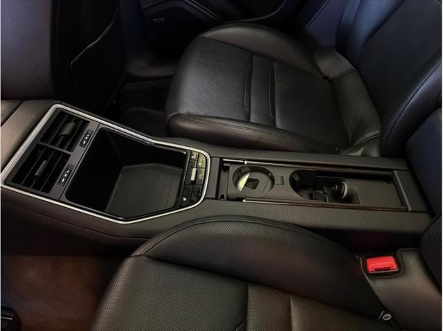 2018 Porsche Panamera E-Hybrid 4