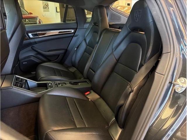 2018 Porsche Panamera E-Hybrid 4