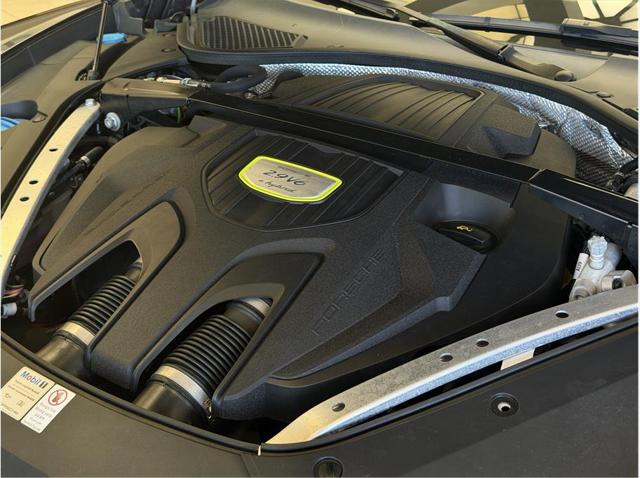 2018 Porsche Panamera E-Hybrid 4
