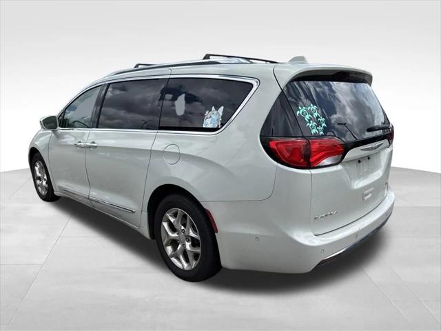 2017 Chrysler Pacifica Limited 2017 Chrysler Pacifica Limited