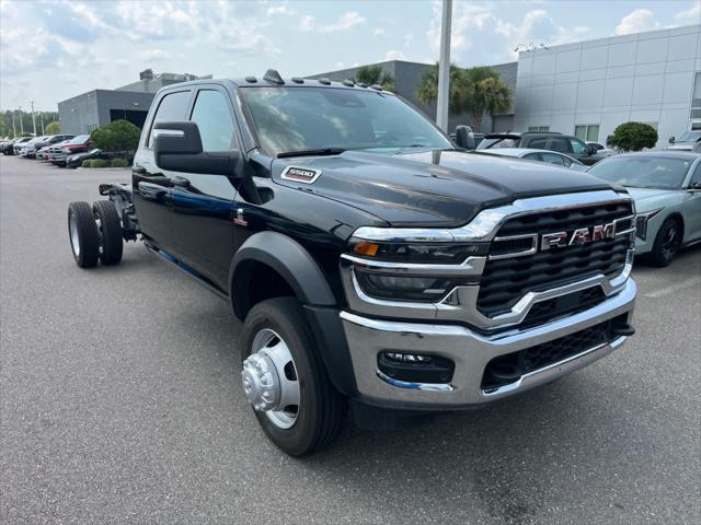 2026 RAM 5500 Chassis RAM 5500 TRADESMAN CHASSIS CREW CAB 4X4 84 CA