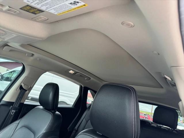 2020 Ford Escape Titanium Hybrid