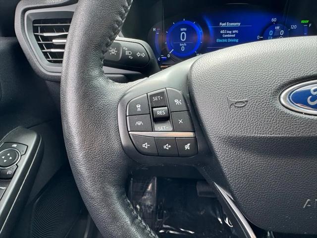 2020 Ford Escape Titanium Hybrid
