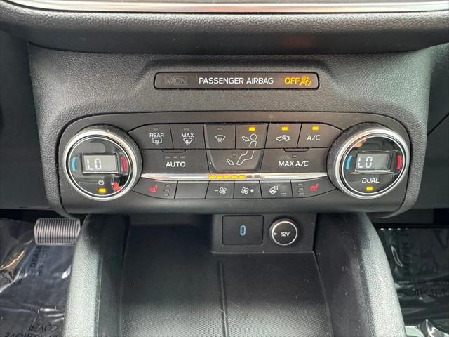 2020 Ford Escape Titanium Hybrid
