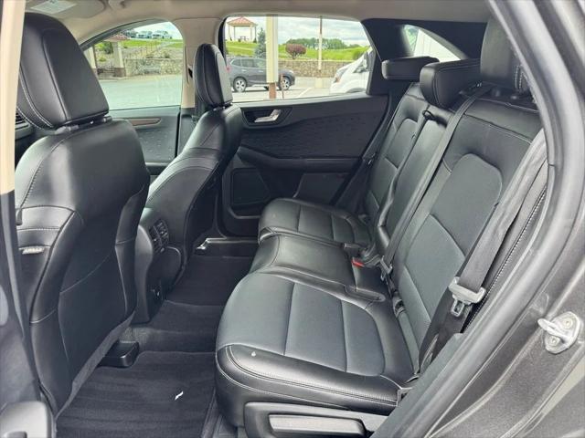 2020 Ford Escape Titanium Hybrid
