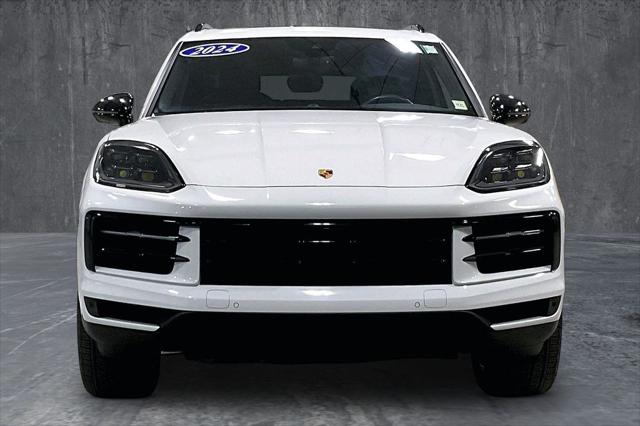 2024 Porsche Cayenne Base