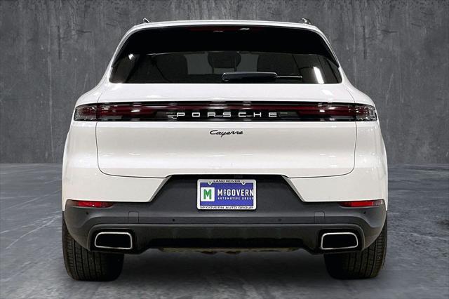 2024 Porsche Cayenne Base