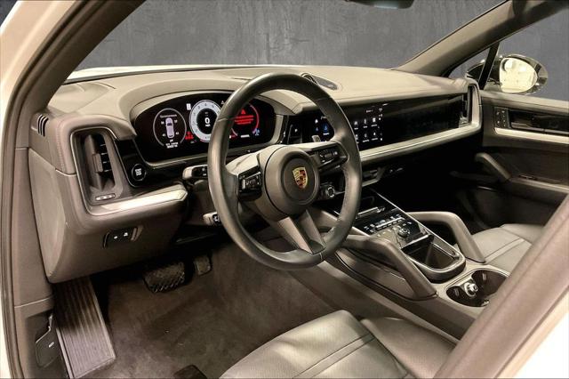 2024 Porsche Cayenne Base