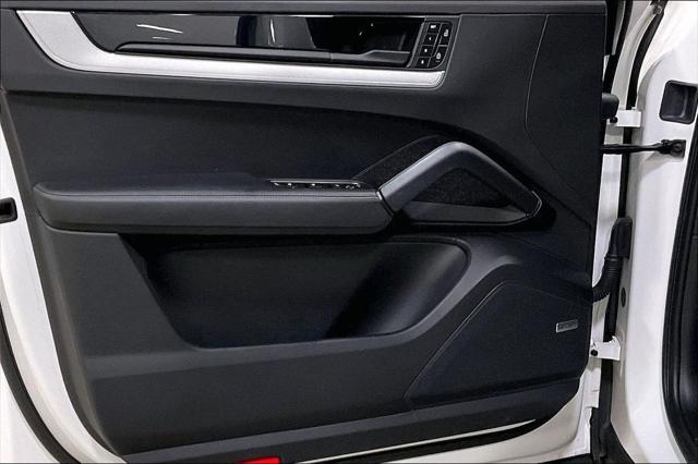 2024 Porsche Cayenne Base