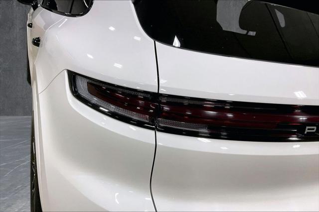2024 Porsche Cayenne Base