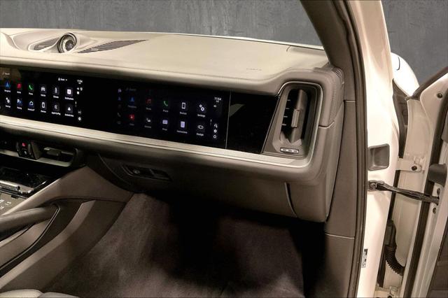 2024 Porsche Cayenne Base
