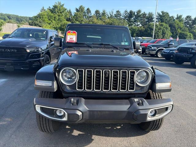 2026 Jeep Wrangler 4-Door Sahara 4x4