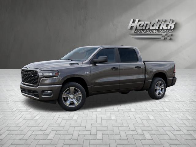 2026 RAM 1500 RAM 1500 EXPRESS CREW CAB 4X4 57 BOX