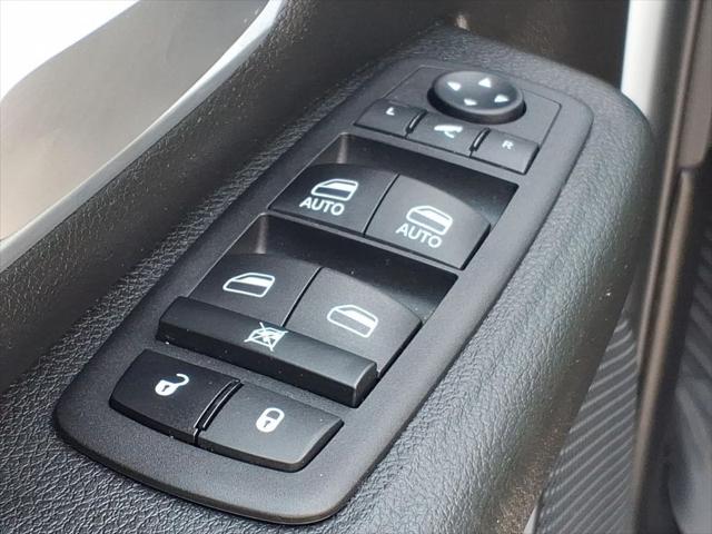 2023 Ram 1500 Big Horn Crew Cab 4x4 57 Box