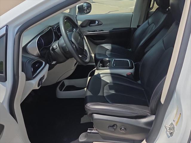Used 2023 Chrysler Pacifica Hybrid Touring L For Sale in Jackson, MI