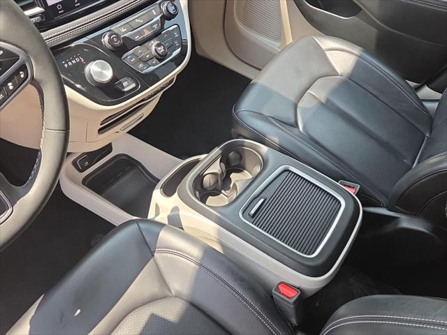 Used 2023 Chrysler Pacifica Hybrid Touring L For Sale in Jackson, MI