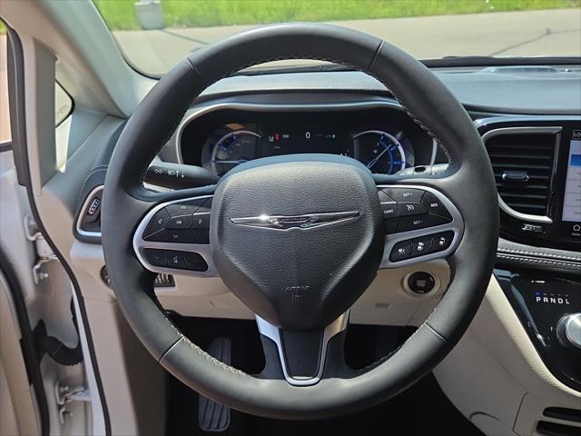 Used 2023 Chrysler Pacifica Hybrid Touring L For Sale in Jackson, MI