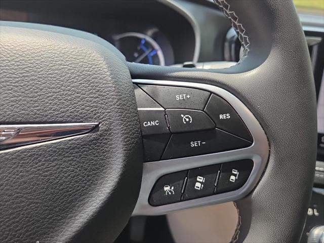 Used 2023 Chrysler Pacifica Hybrid Touring L For Sale in Jackson, MI