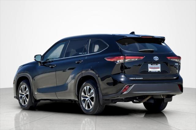 2023 Toyota Highlander Hybrid XLE