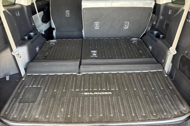 2023 Toyota Highlander Hybrid XLE