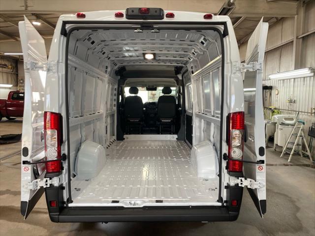 2026 Ram ProMaster Cargo Van Tradesman High Roof 159 WB EXT w/Pass Seat