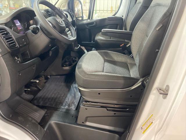 2026 Ram ProMaster Cargo Van Tradesman High Roof 159 WB EXT w/Pass Seat