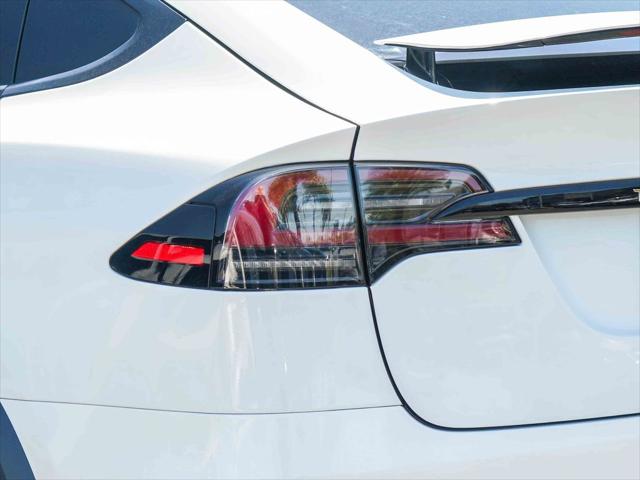 2023 Tesla Model X Standard Range