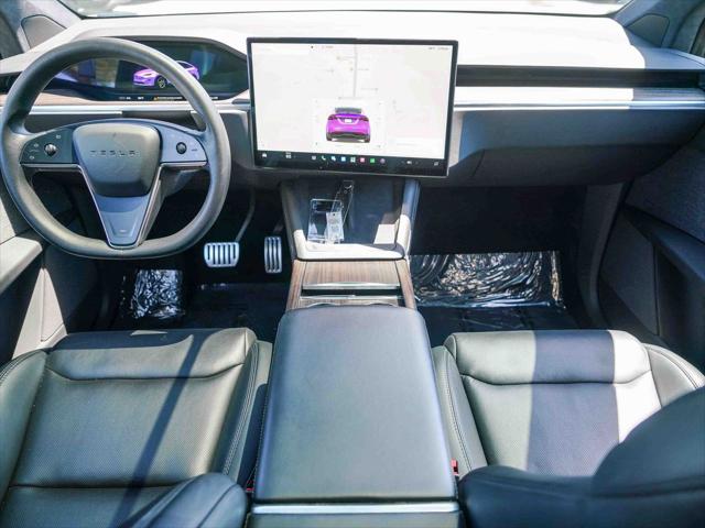 2023 Tesla Model X Standard Range