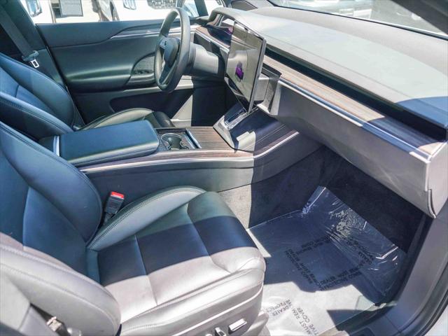 2023 Tesla Model X Standard Range
