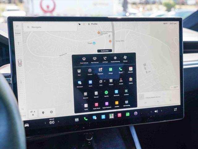 2023 Tesla Model X Standard Range