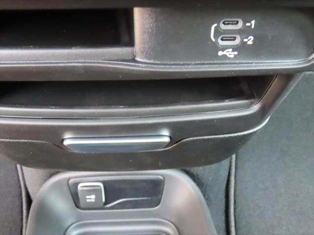 2027 Chrysler Pacifica Select AWD
