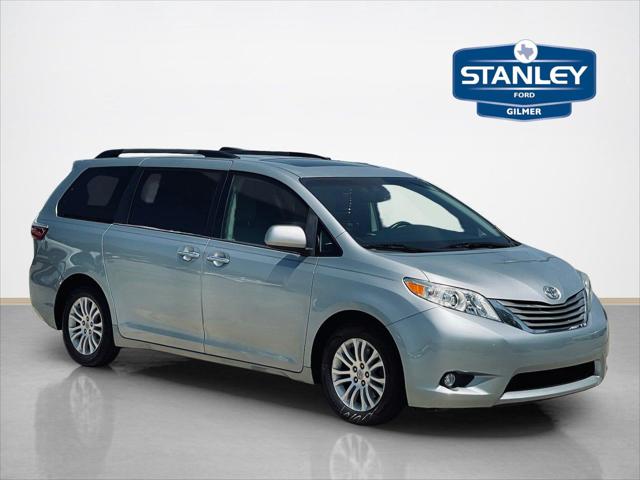 2015 Toyota Sienna XLE Premium 8 Passenger for sale in Gilmer, TX