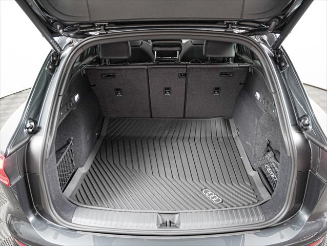 2027 Audi Q6 e-tron Premium quattro