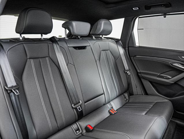 2027 Audi Q6 e-tron Premium quattro