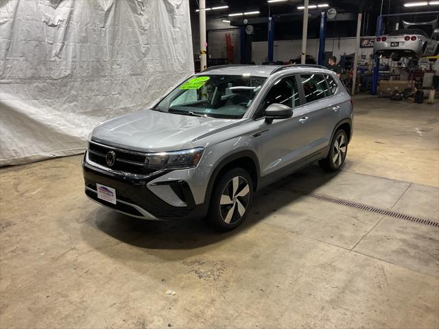 2023 Volkswagen Taos 1.5T S for sale in Des Moines, IA
