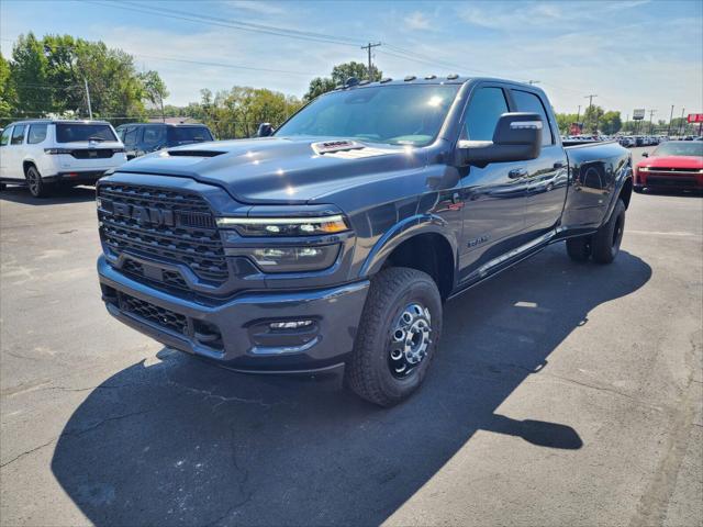 2026 Ram 3500 Limited Crew Cab 4x4 8 Box