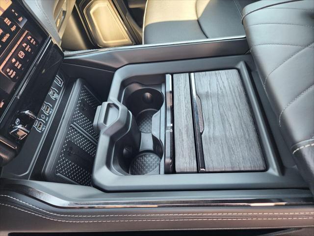 2026 Ram 3500 Limited Crew Cab 4x4 8 Box